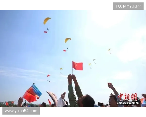吉安上空的巅峰对决：国际跳伞盛宴震撼启幕